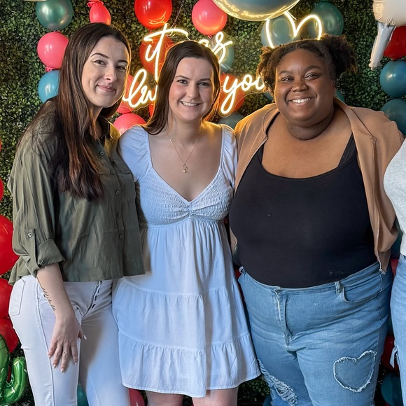 Francesca’s Long Sleeve White Dress - Picture 4 of 4